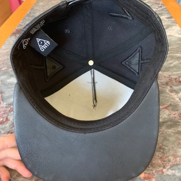 UNIF RARE Hat - Picture 4 of 4